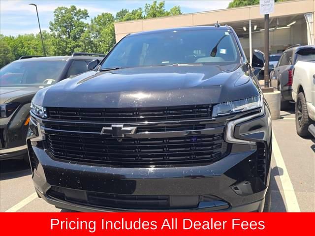 Used 2024 Chevrolet Tahoe RST w/ Luxury Package AWD/4WD image 2