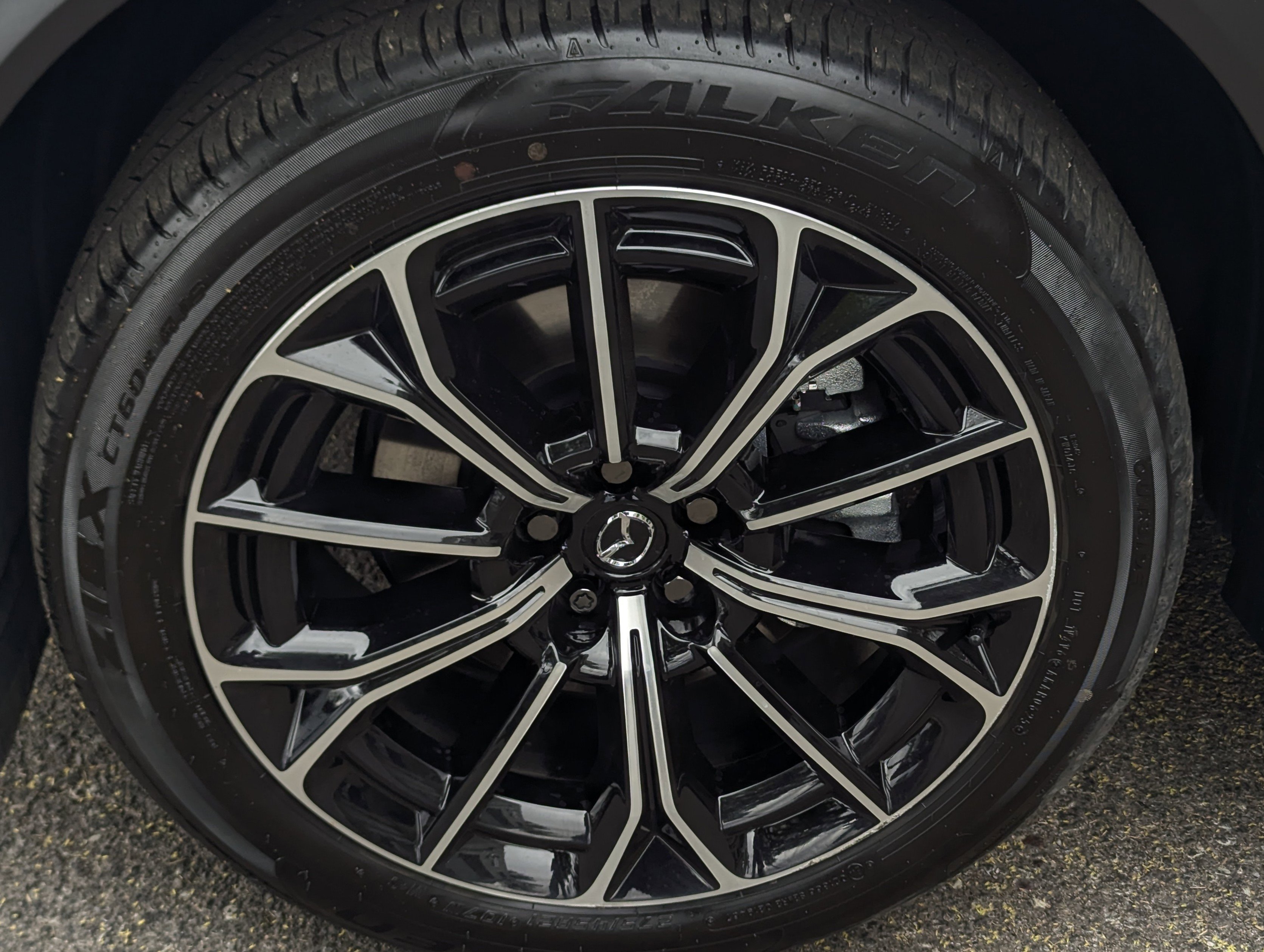 Certified 2025 MAZDA CX-70 Plug-In Hybrid w/ Premium Plus image 8