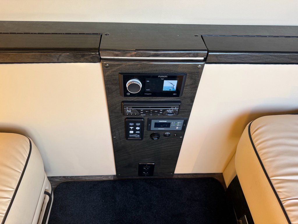 Used 2019 Mercedes-Benz Sprinter 170 image 14