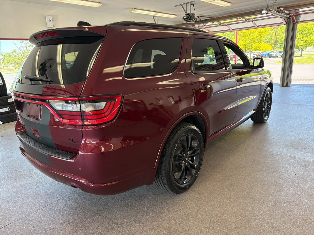 Certified 2025 Dodge Durango R/T w/ Blacktop Package AWD/4WD image 26