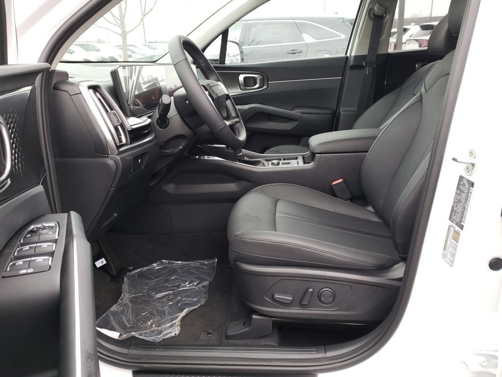 New 2026 Kia Sorento S FWD image 14