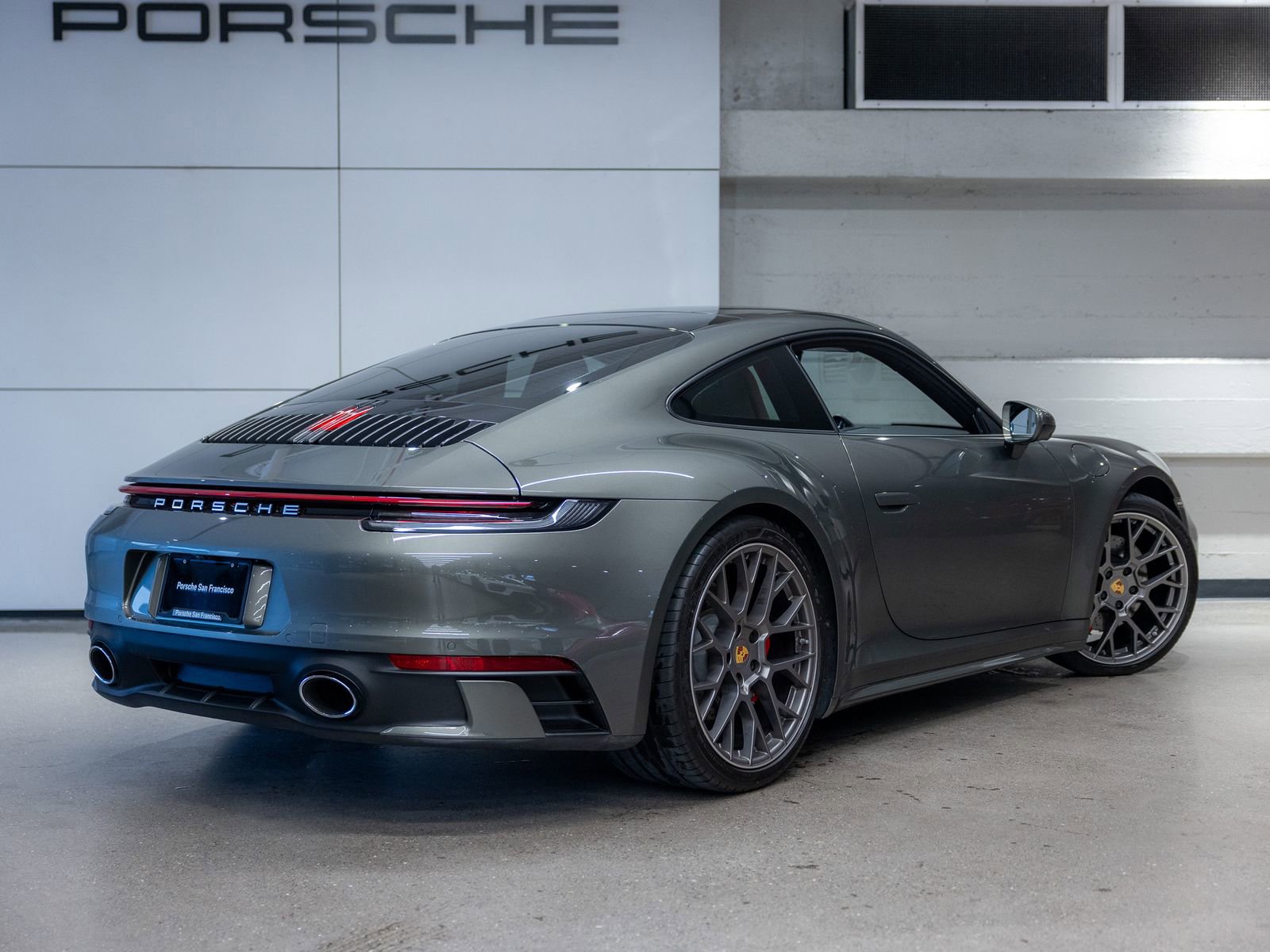 Certified 2020 Porsche 911 Carrera S w/ Premium Package RWD image 8