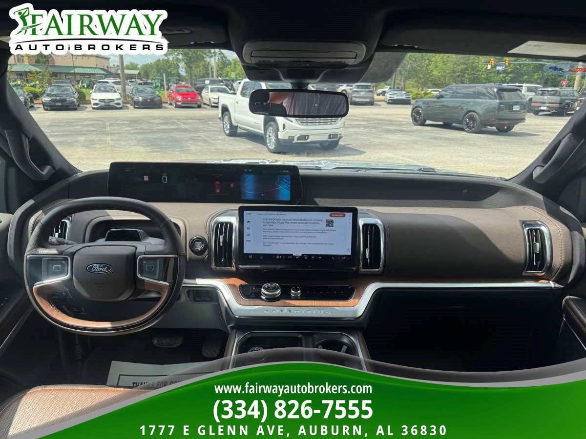 Used 2025 Ford Expedition Max King Ranch AWD/4WD image 15
