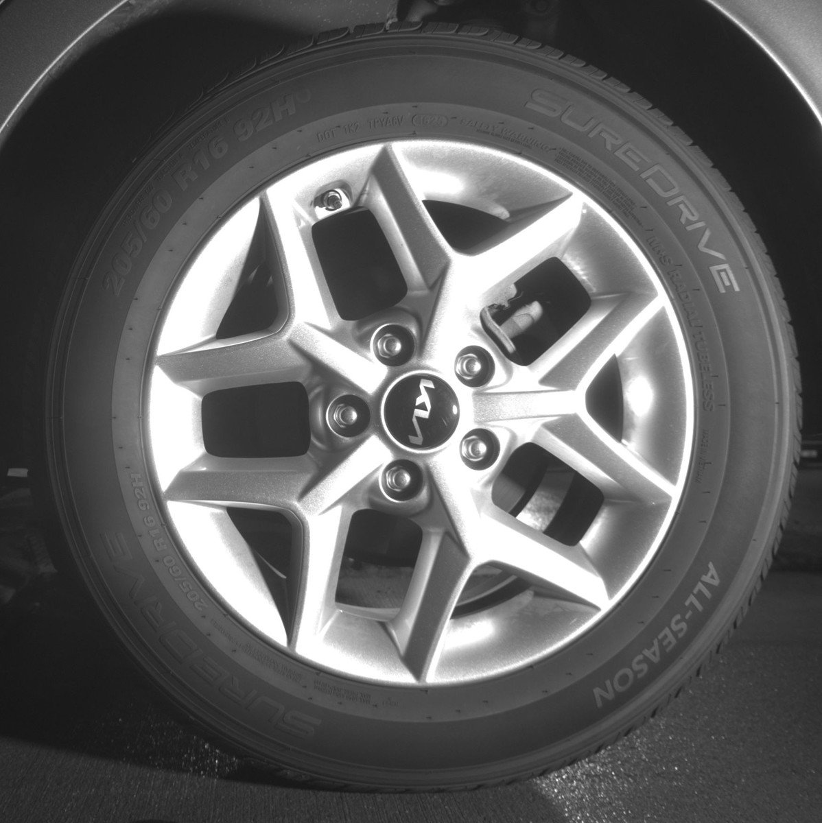 Used 2025 Kia Soul LX w/ LX Technology Package FWD image 21