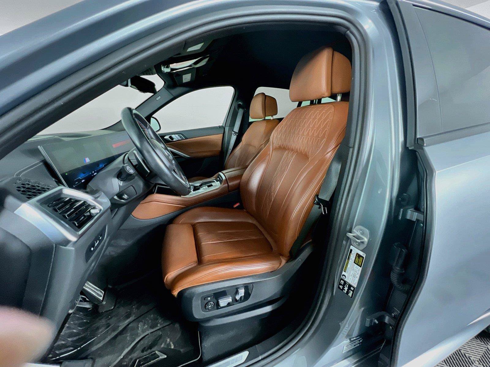 Used 2025 BMW X6 M60i w/ Climate Comfort Package AWD/4WD image 21