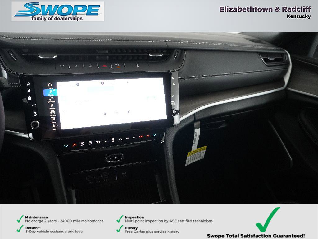 New 2026 Jeep Grand Cherokee Limited Reserve image 18