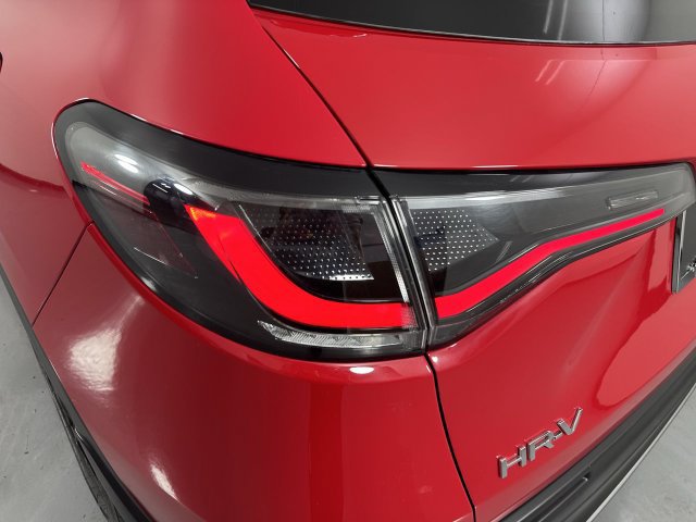 Used 2024 Honda HR-V Sport image 30