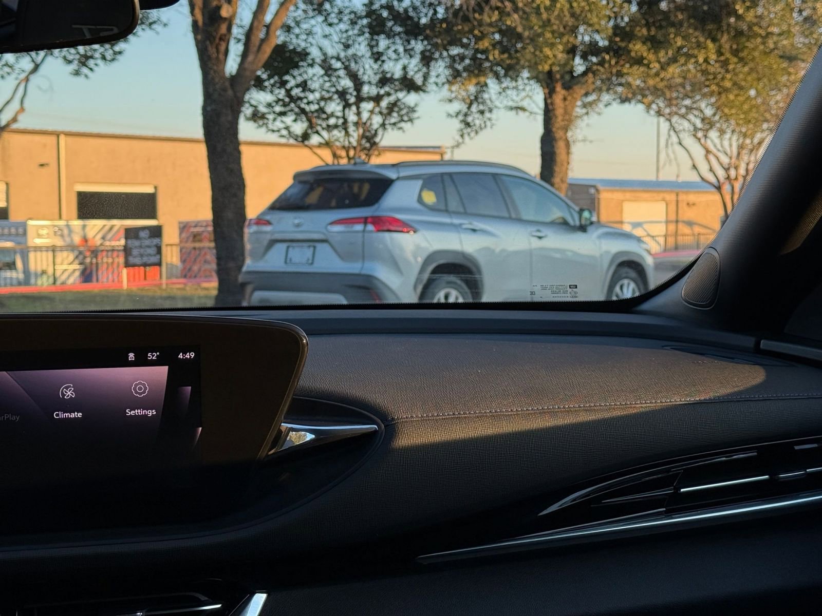 Used 2025 Buick Envista Sport Touring image 35