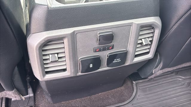 Used 2018 Ford F150 Raptor w/ Equipment Group 802A Luxury image 8