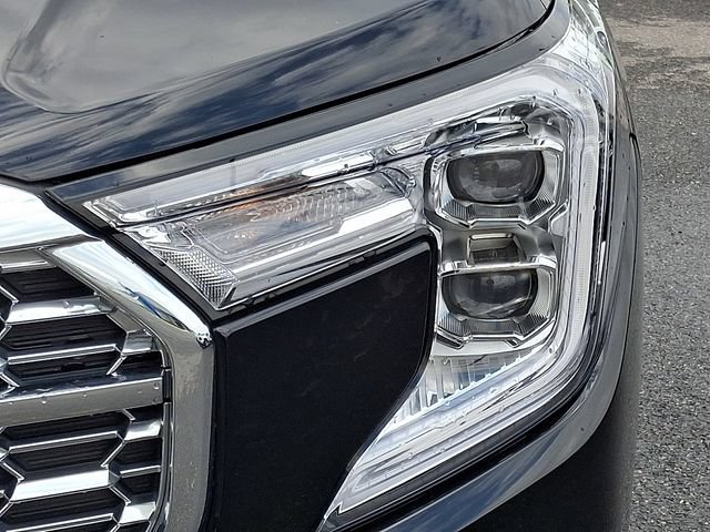 Certified 2023 GMC Terrain Denali w/ Denali Premium Package AWD/4WD image 9
