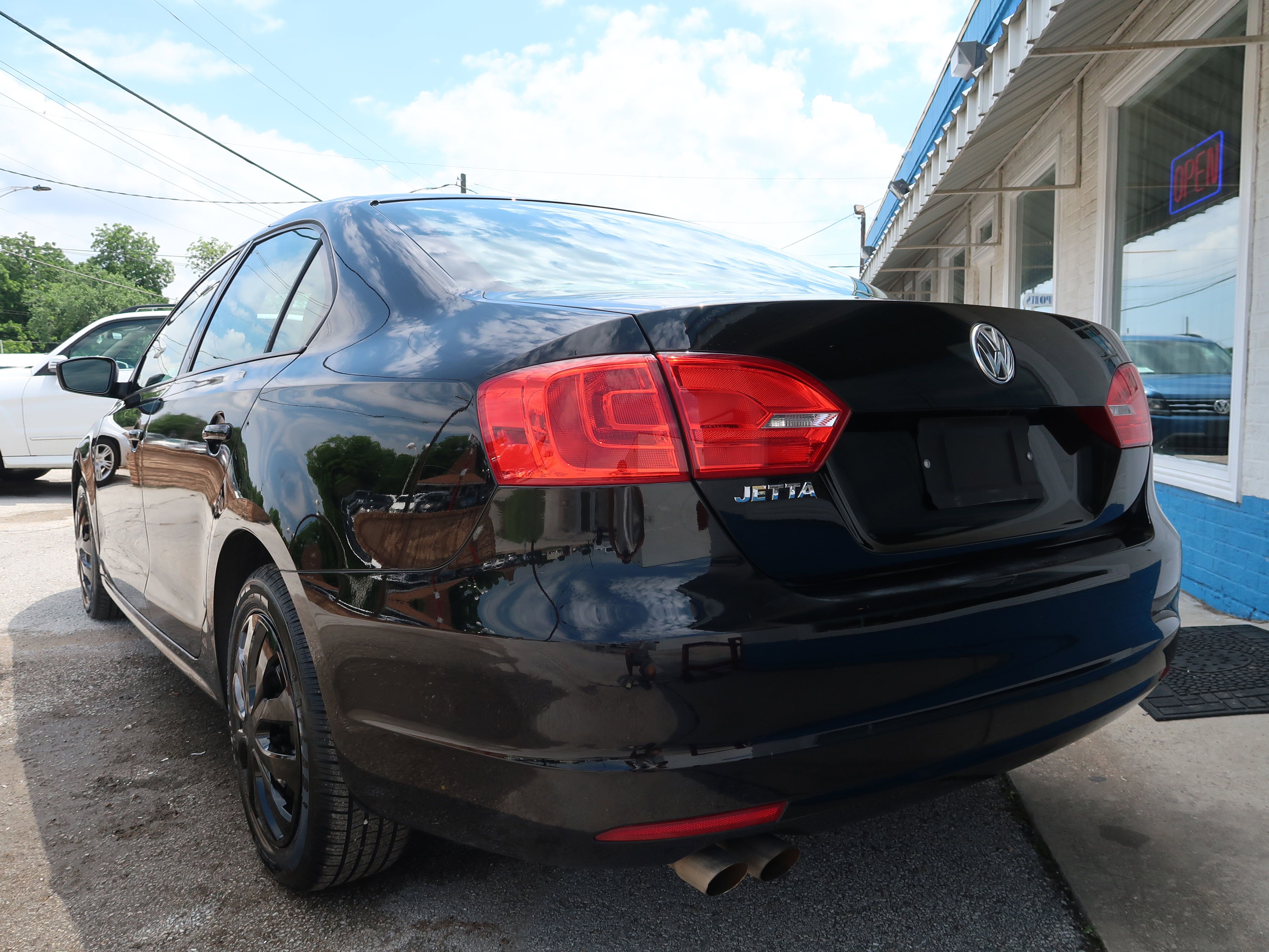 Used 2012 Volkswagen Jetta S FWD image 7