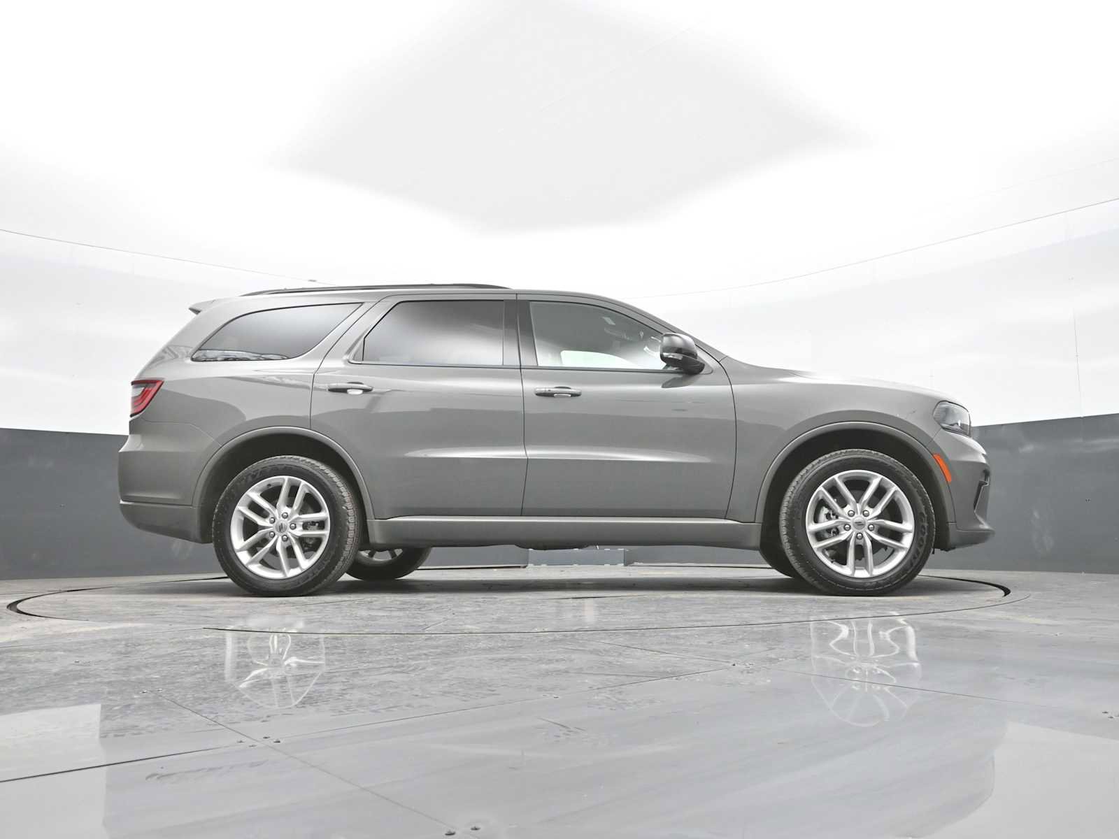 Used 2023 Dodge Durango GT AWD/4WD image 42