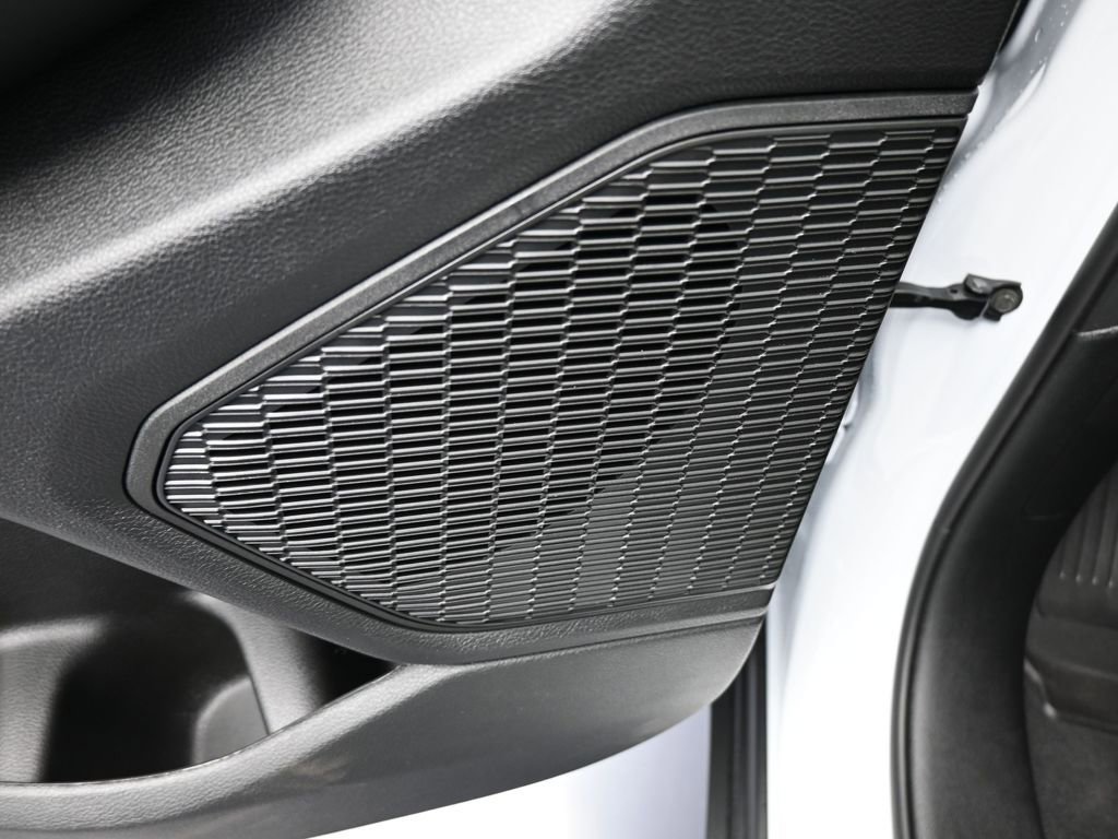 Used 2025 Jeep Grand Cherokee L Laredo image 5