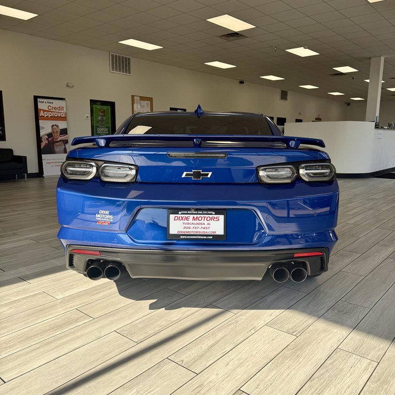 Used 2019 Chevrolet Camaro SS RWD image 8