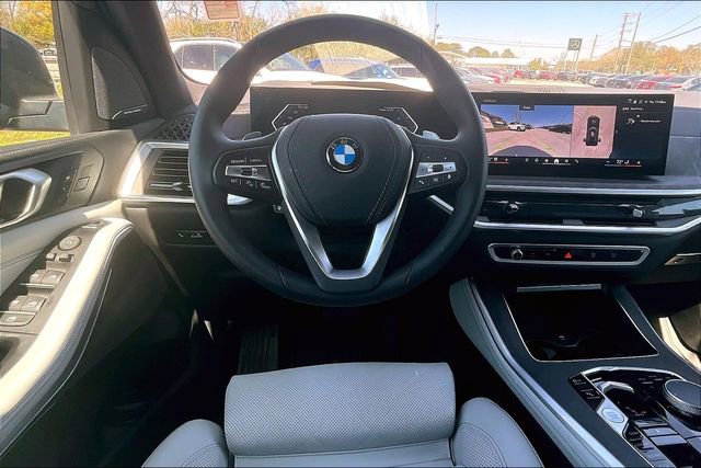 Used 2025 BMW X5 xDrive40i w/ Climate Comfort Package image 8