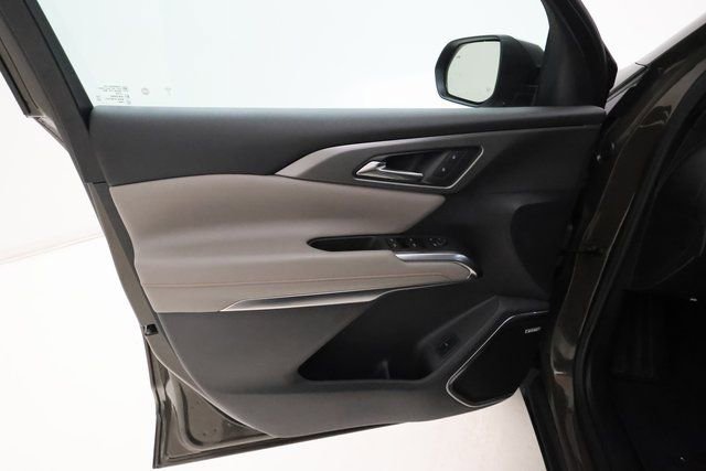 Certified 2024 Chevrolet Traverse LT w/ Enhanced Driving Package image 7