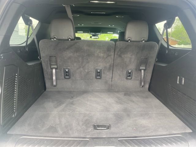 Used 2024 Chevrolet Suburban LT AWD/4WD image 13