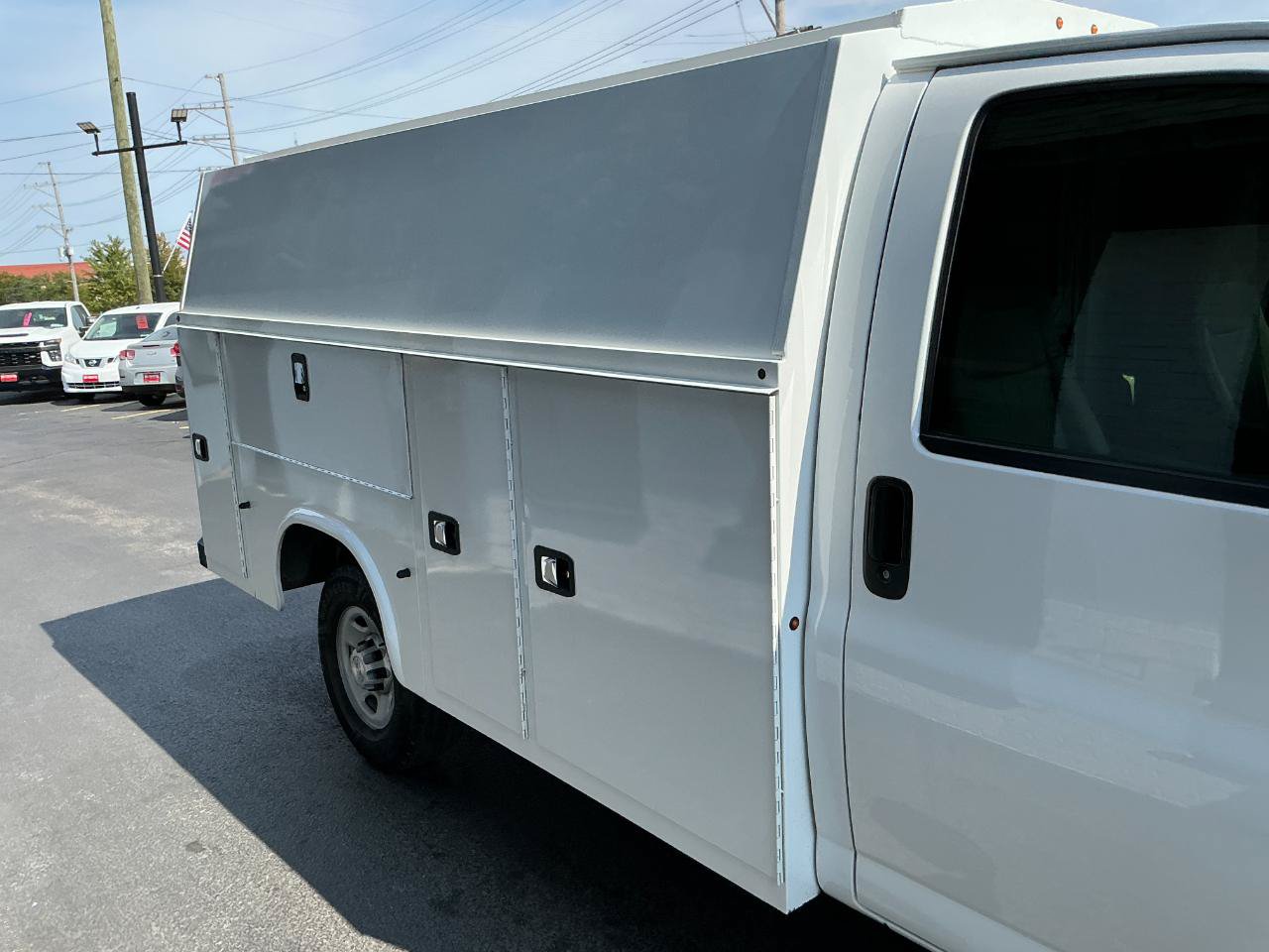 Used 2021 Chevrolet Express 3500 w/ Power Convenience Package RWD image 29