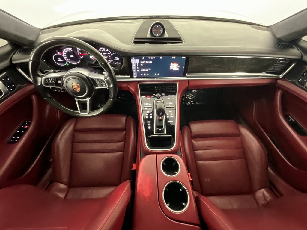 Used 2017 Porsche Panamera 4S image 10