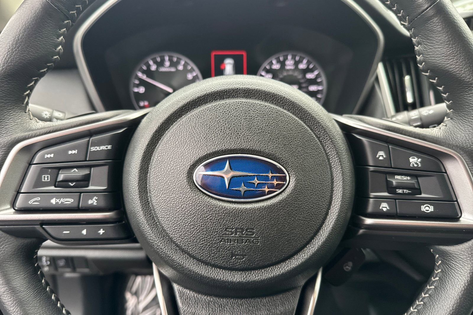 Certified 2025 Subaru Outback Limited image 27