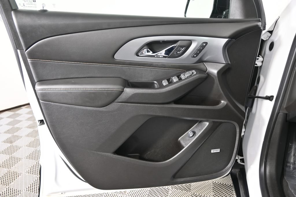 Used 2019 Chevrolet Traverse Premier w/ Redline Edition AWD/4WD image 19