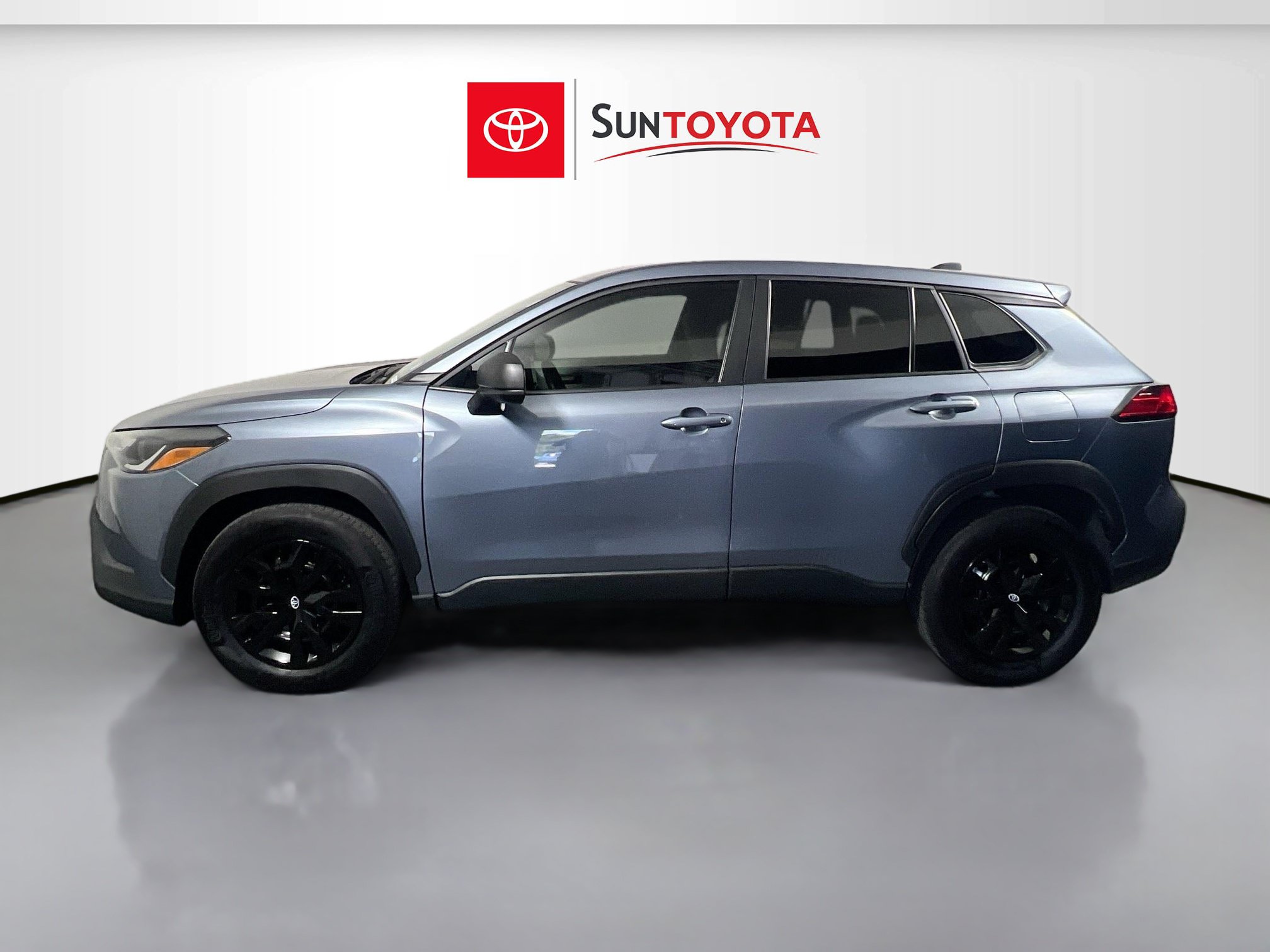 Used 2025 Toyota Corolla Cross L FWD image 7