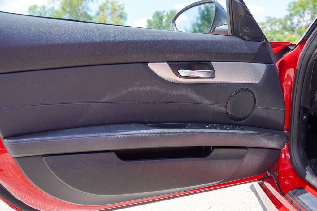 Used 2016 BMW Z4 sDrive35is RWD image 12