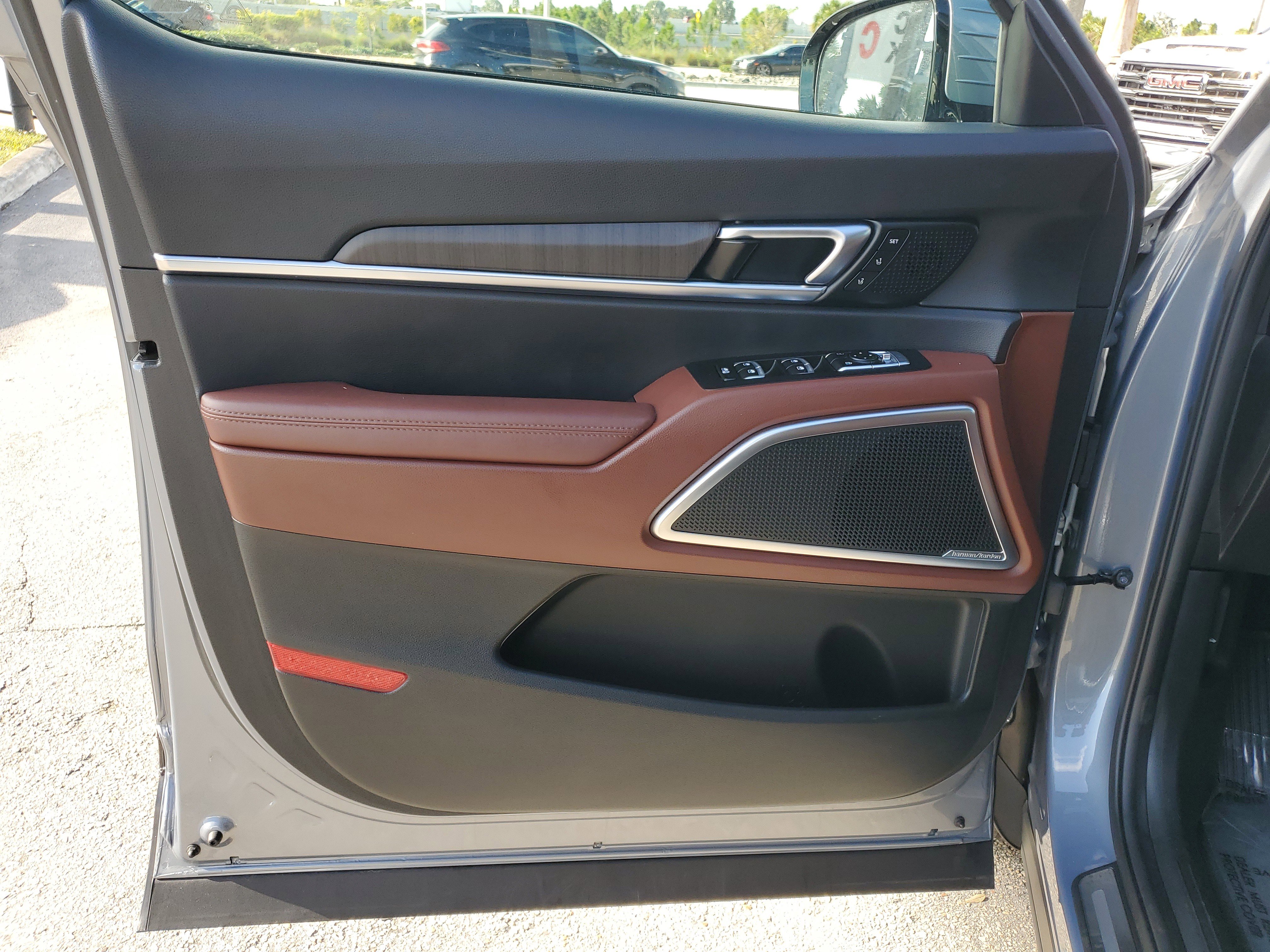 Used 2024 Kia Telluride SX Prestige image 34