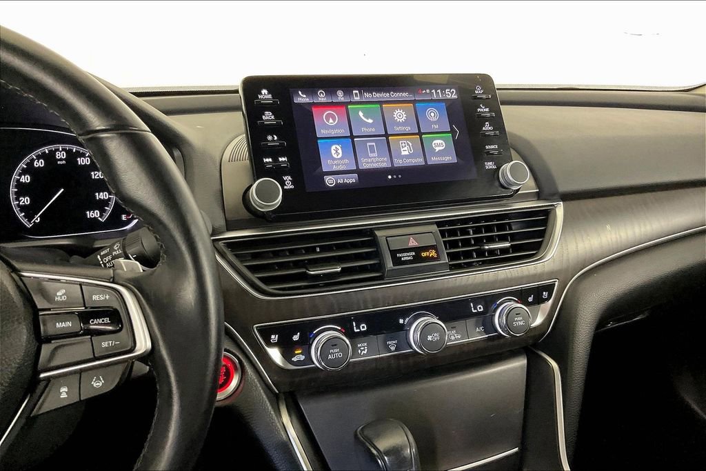 Used 2018 Honda Accord Touring image 9