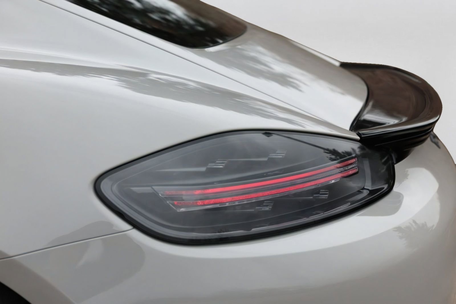 Used 2025 Porsche 718 Cayman RWD image 21