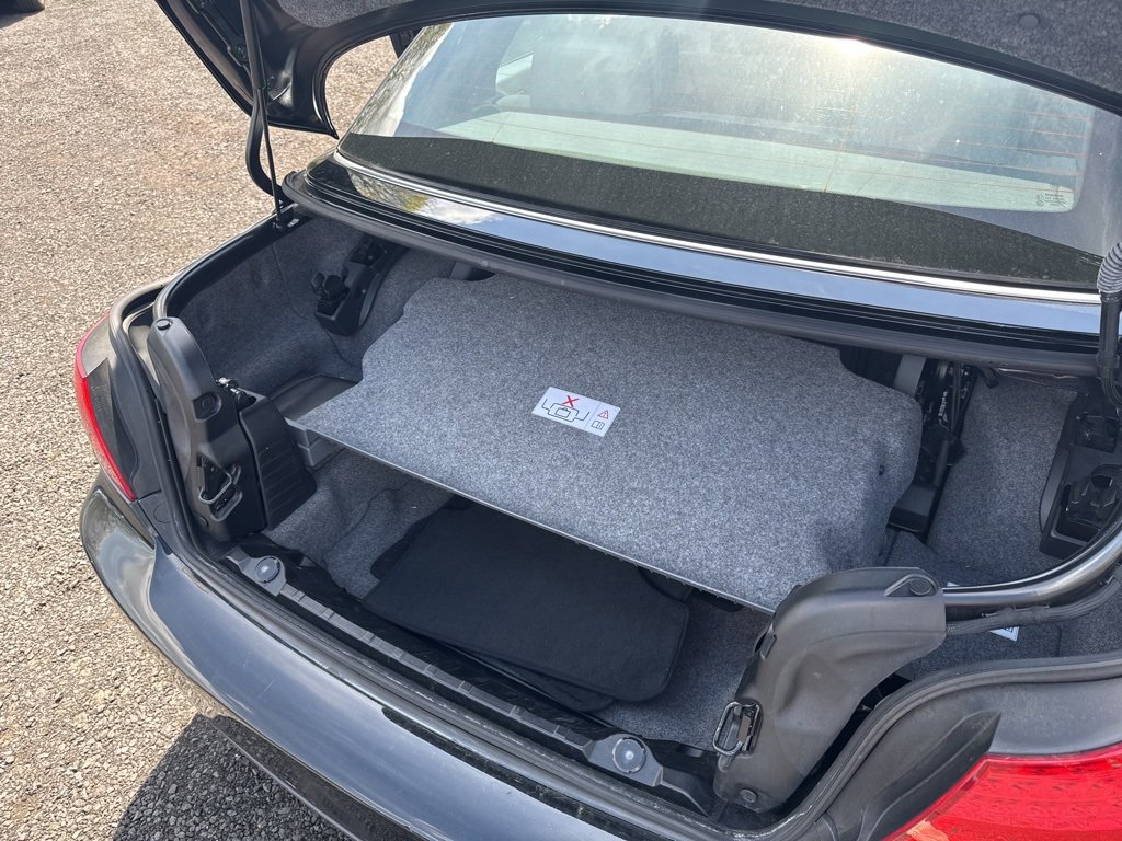 Used 2013 BMW 335i Convertible image 28