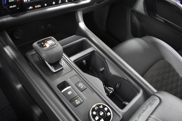 Certified 2024 Nissan Pathfinder S image 17