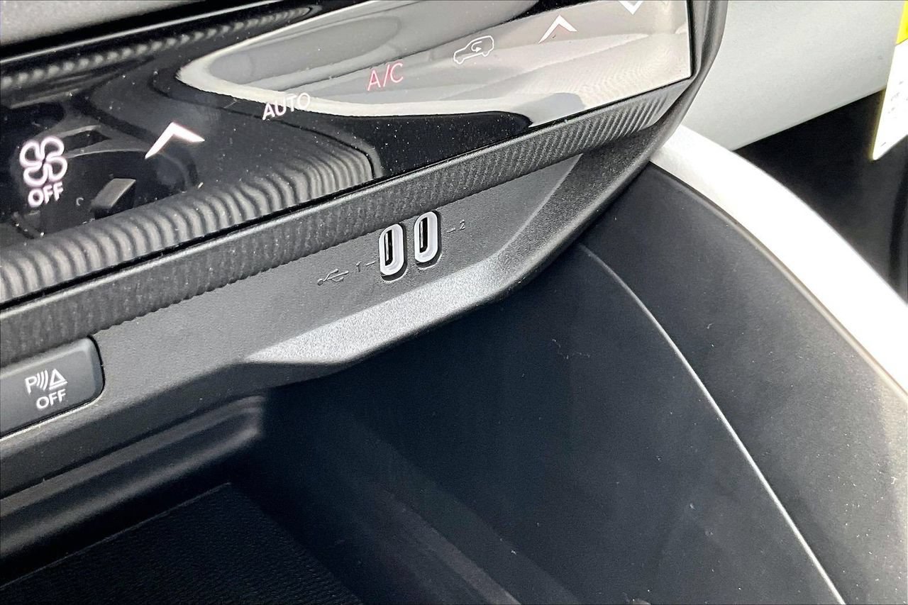 New 2026 Jeep Cherokee Limited AWD/4WD image 16