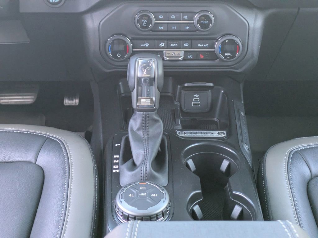 New 2026 Ford Bronco Outer Banks image 19