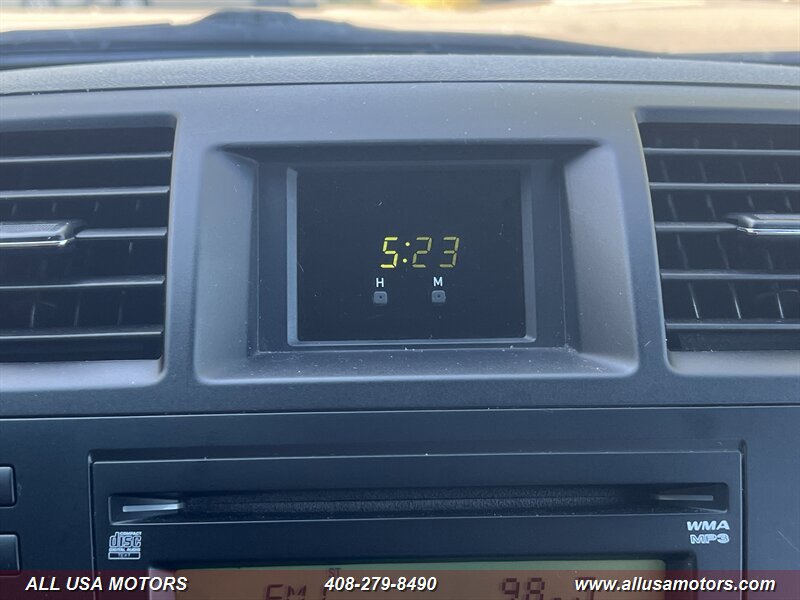 Used 2011 Toyota Highlander 4WD w/ Cold Weather Pkg image 39