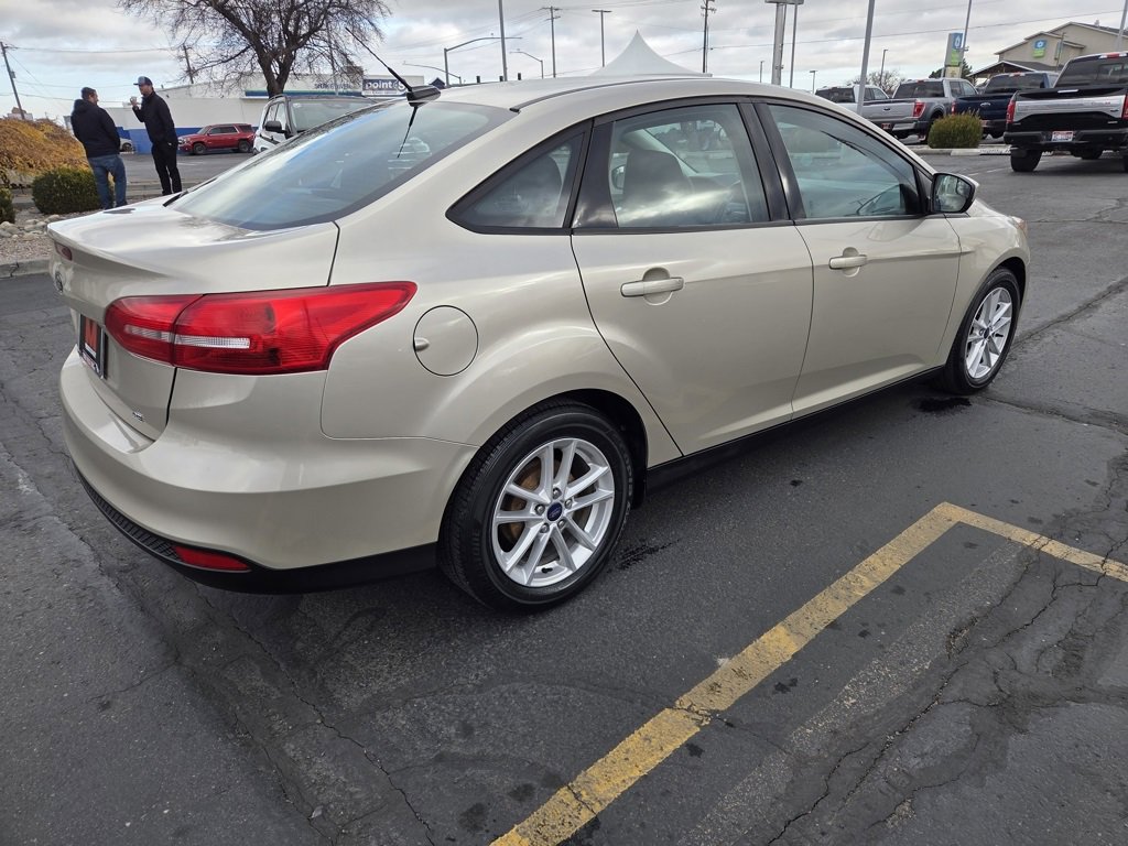 Used 2018 Ford Focus SE image 3