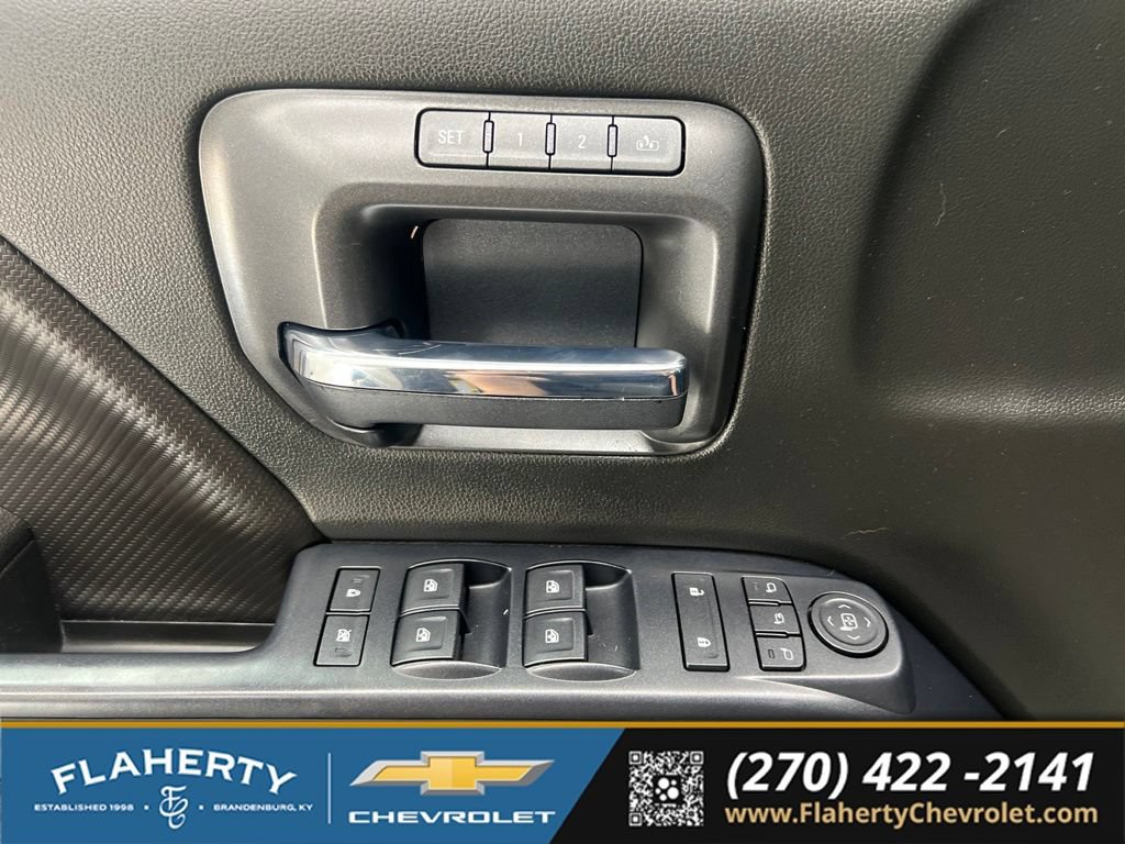 Used 2018 GMC Sierra 2500 SLT w/ Duramax Plus Package AWD/4WD image 24