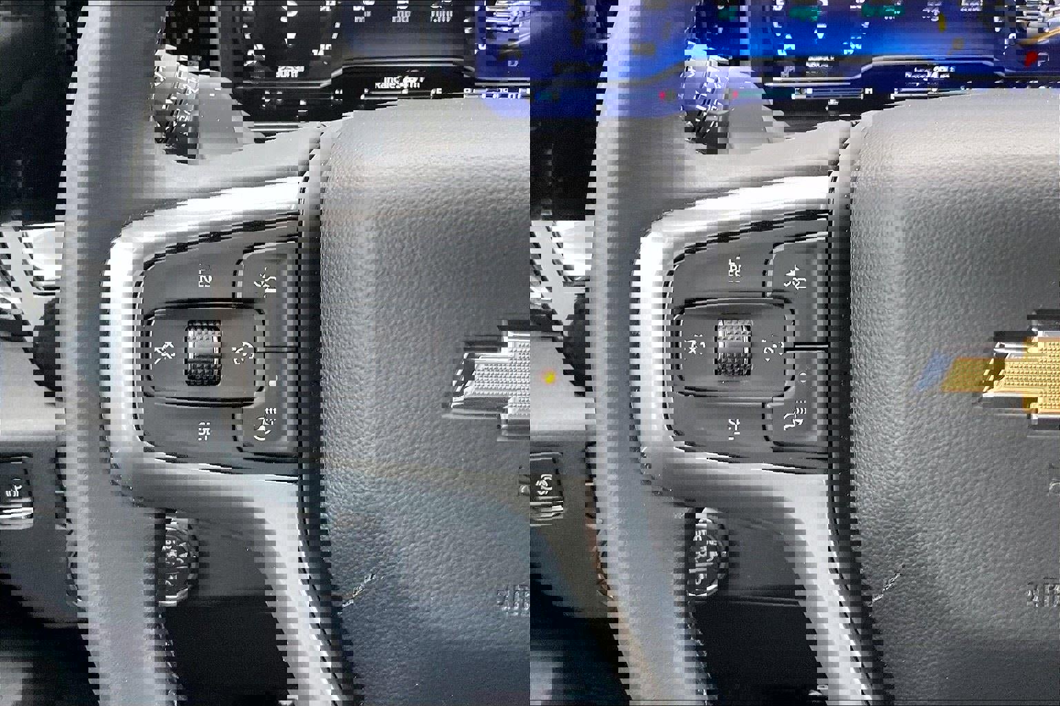 Used 2023 Chevrolet Silverado 1500 LTZ image 19