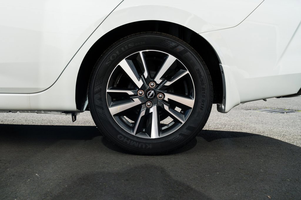 New 2025 Nissan Versa SV w/ Trunk Package image 7