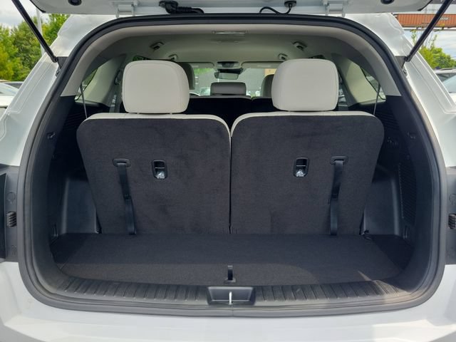 Certified 2025 Kia Sorento S FWD image 8