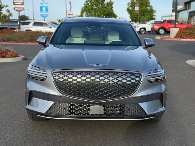 Used 2023 Genesis Electrified GV70 AWD/4WD image 2