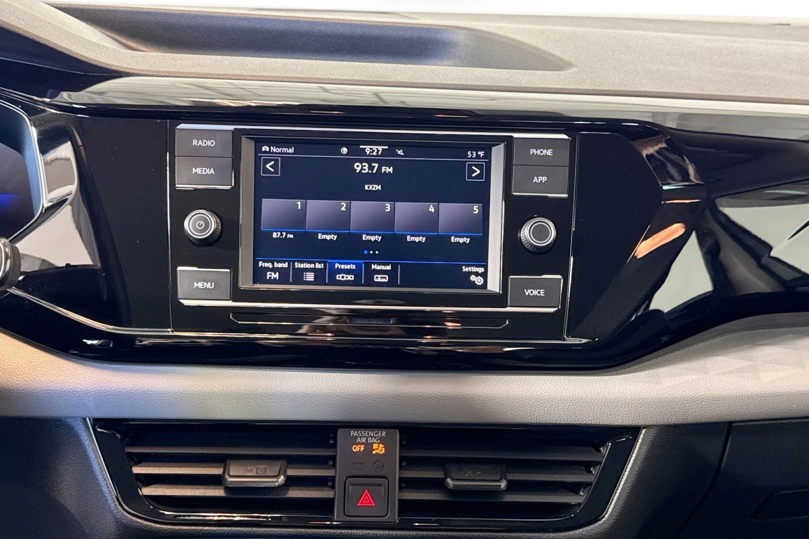 Used 2024 Volkswagen Taos S image 14