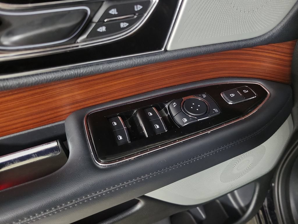 Certified 2023 Lincoln Navigator Reserve AWD/4WD image 23