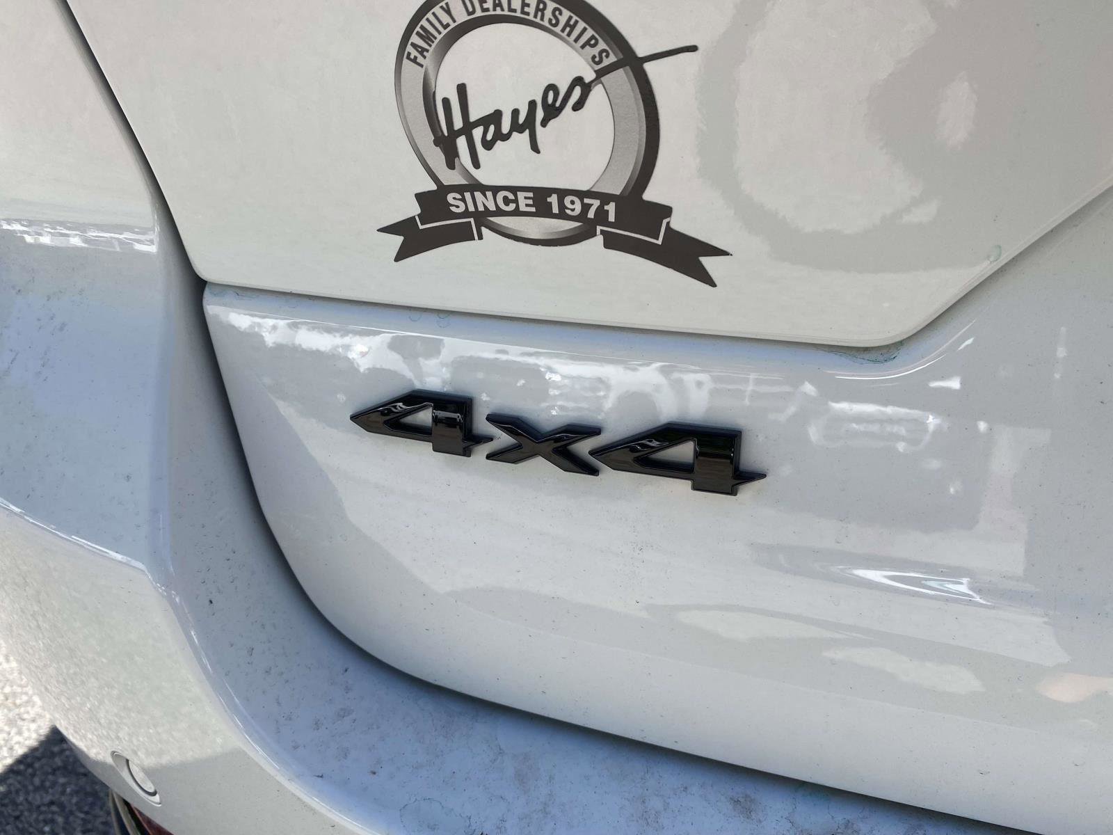 New 2025 Jeep Grand Cherokee Altitude image 26