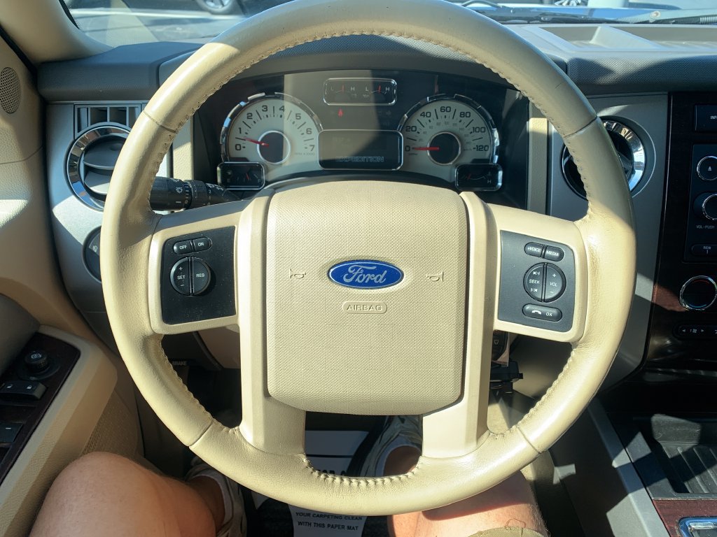 Used 2012 Ford Expedition XLT AWD/4WD image 8