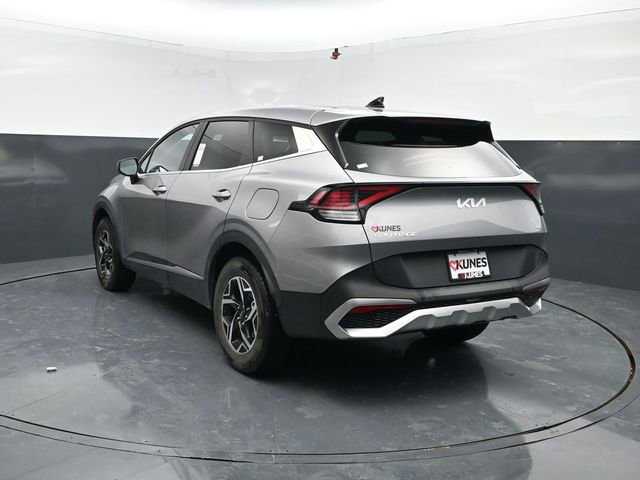 Used 2024 Kia Sportage LX image 7