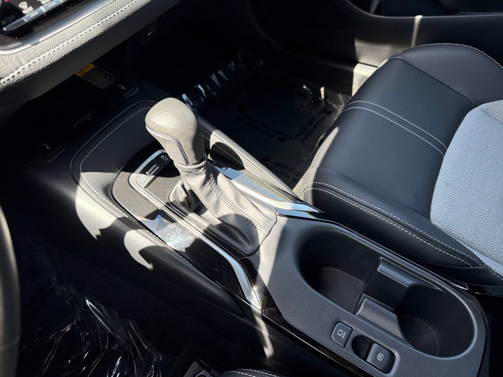 Used 2024 Toyota Corolla XSE image 13