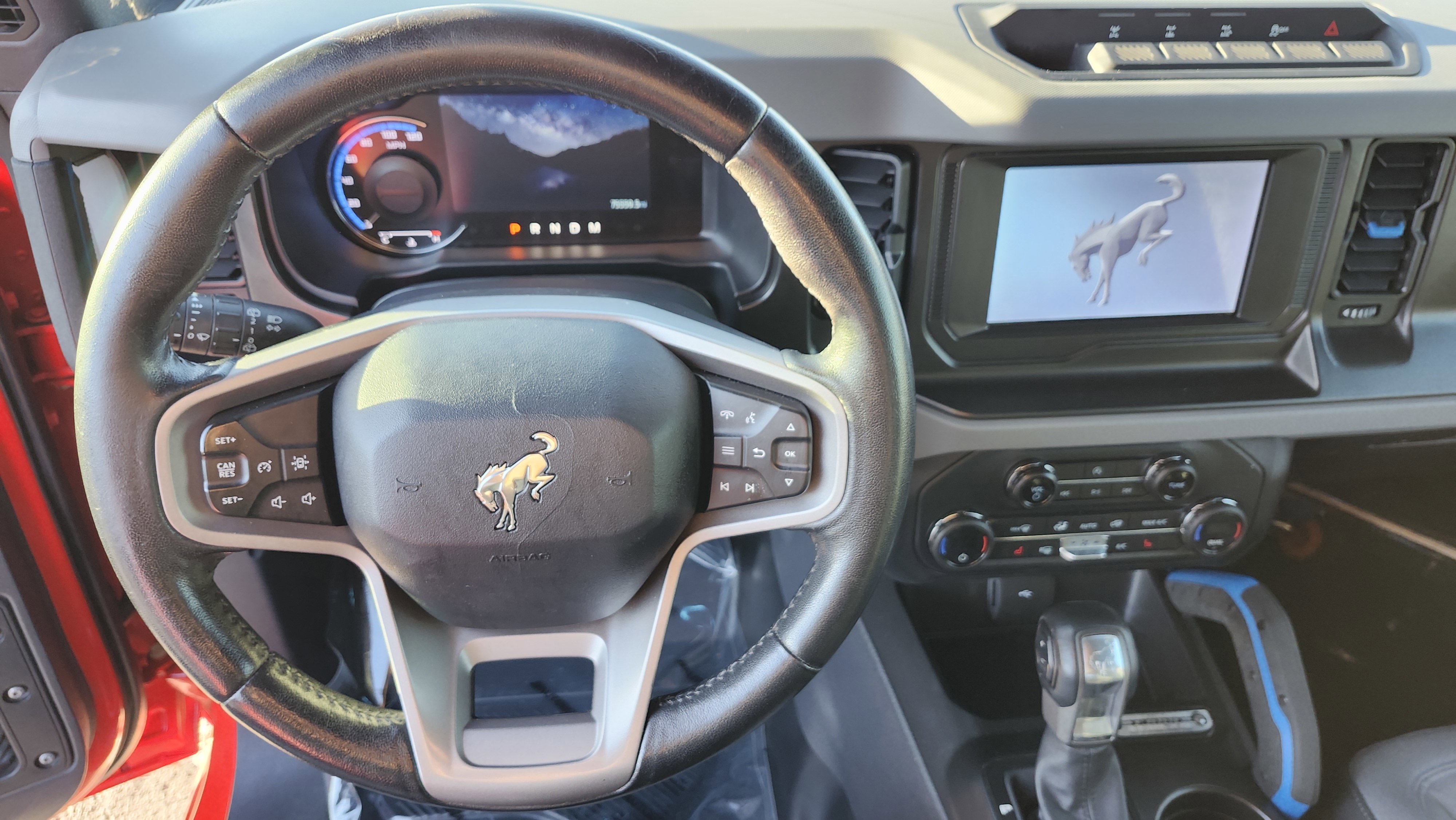 Used 2021 Ford Bronco Black Diamond w/ Sasquatch Package image 19