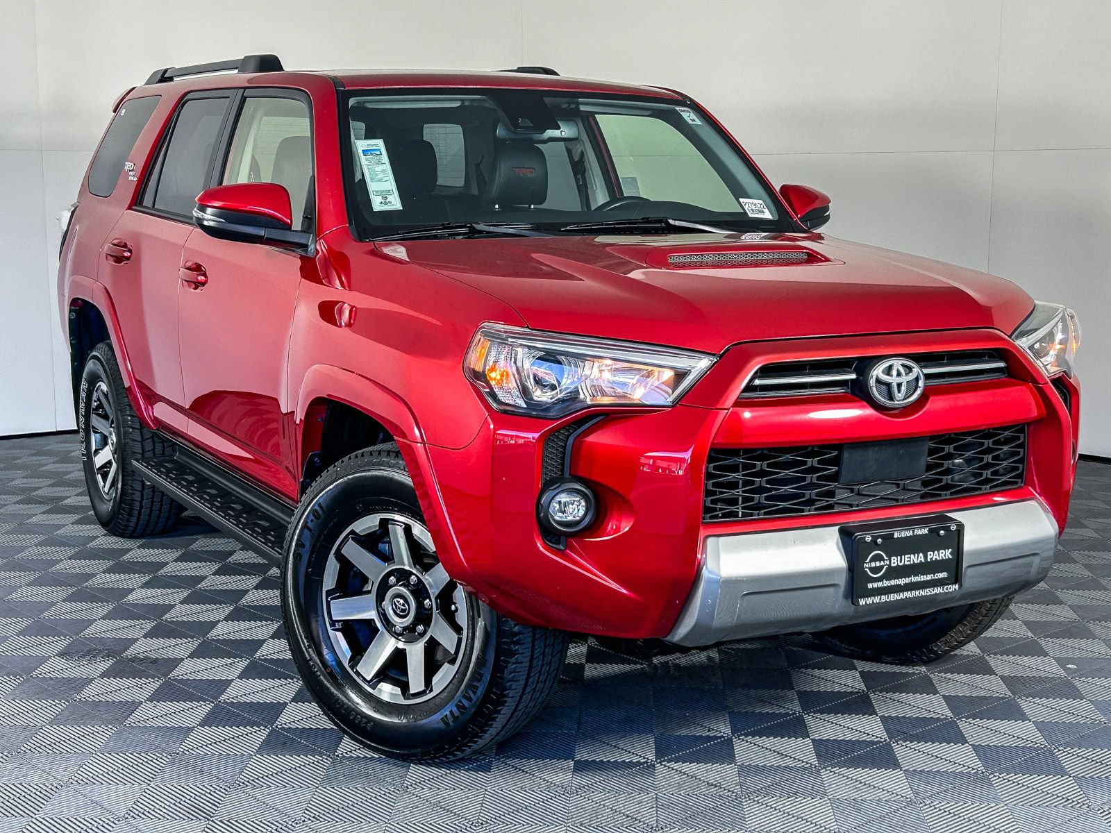 Used 2024 Toyota 4Runner TRD Off-Road Premium AWD/4WD image 1