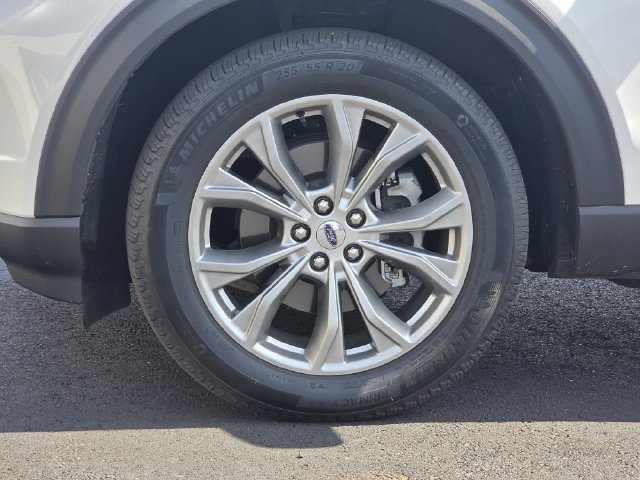 Used 2021 Ford Explorer XLT w/ Equipment Group 202A AWD/4WD image 34